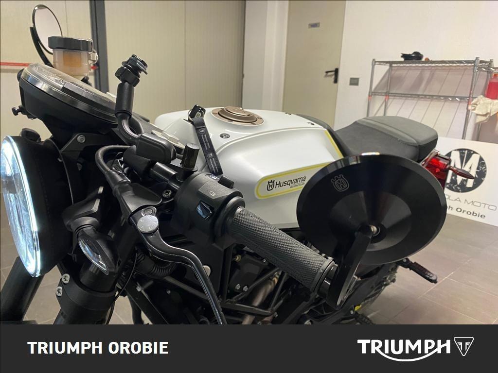HUSQVARNA Vitpilen 401 4T