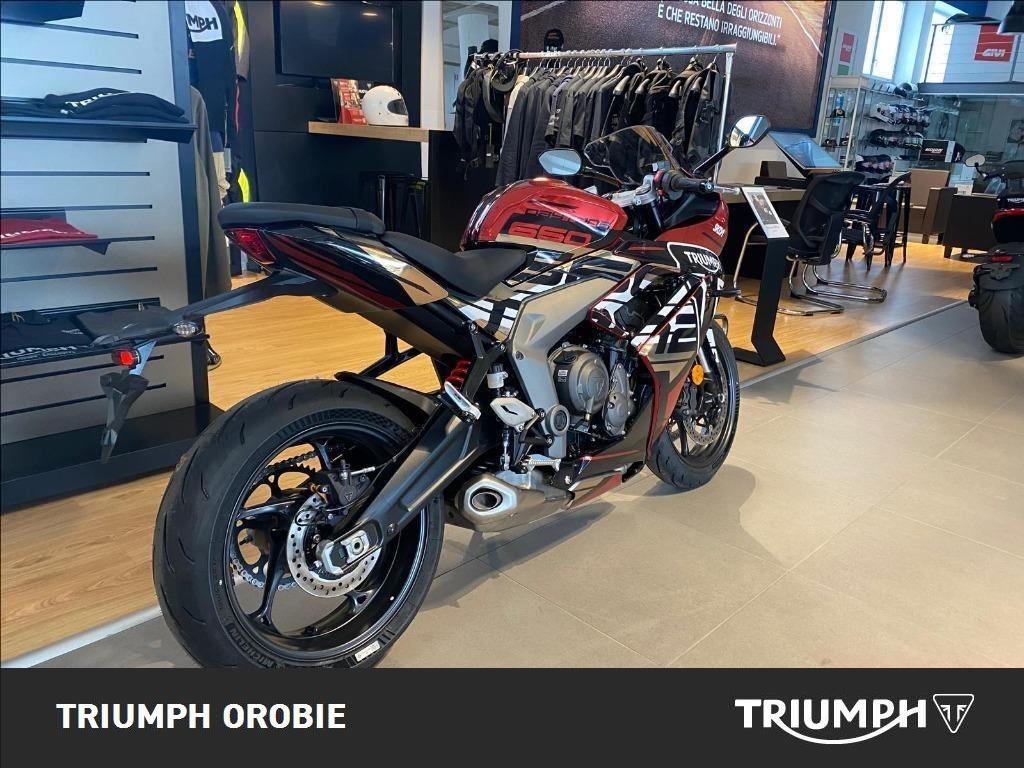 TRIUMPH Daytona 660 Abs