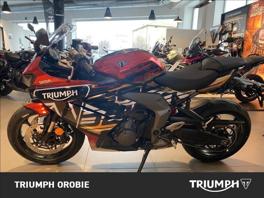 TRIUMPH Daytona 660 Abs