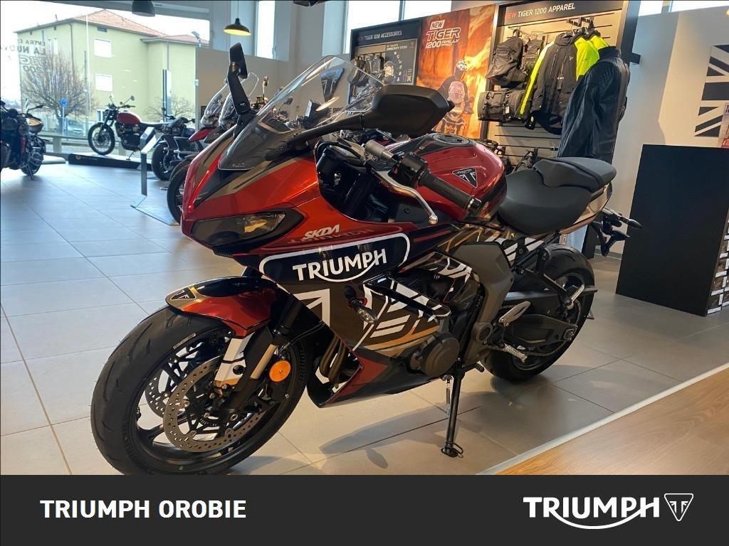TRIUMPH Daytona 660 Abs