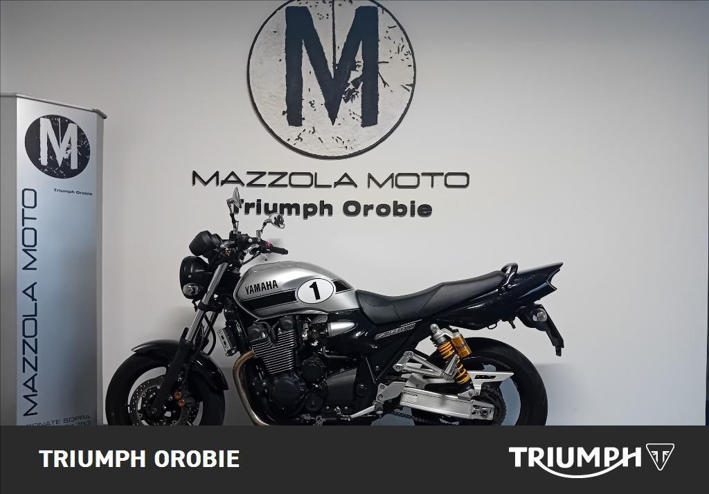YAMAHA XJR 1300 