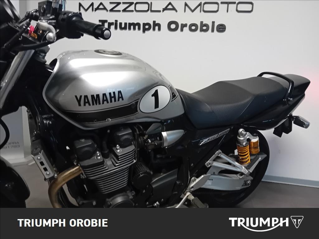 YAMAHA XJR 1300 
