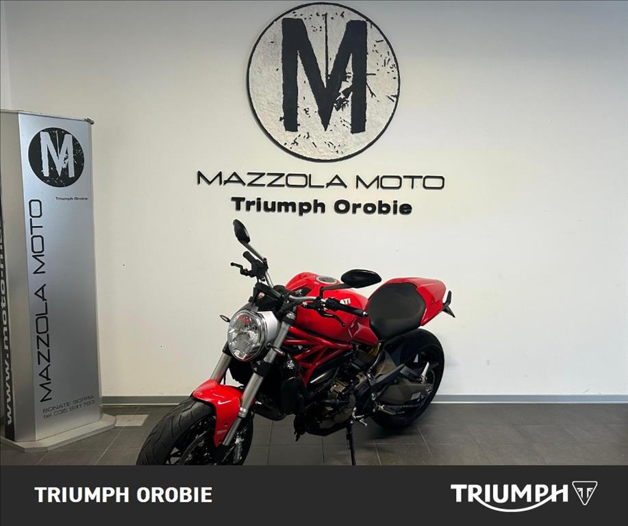 DUCATI Monster 821 Red