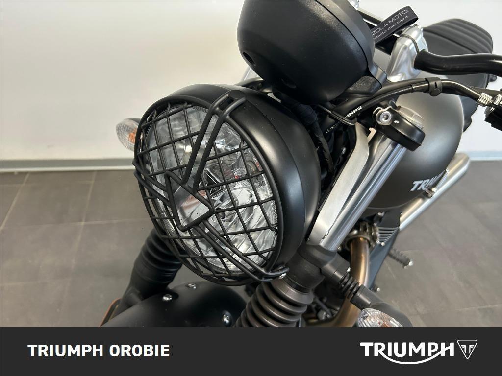 TRIUMPH Street Twin 900 