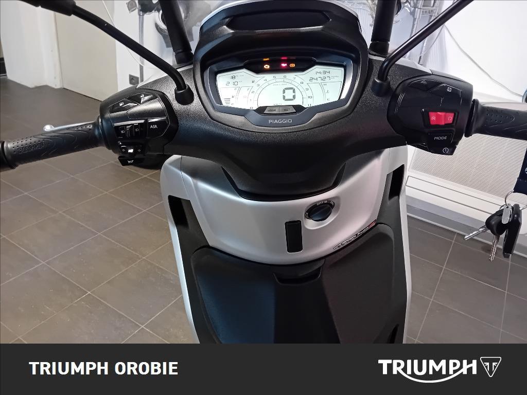 PIAGGIO Beverly 400 hpe S abs-asr