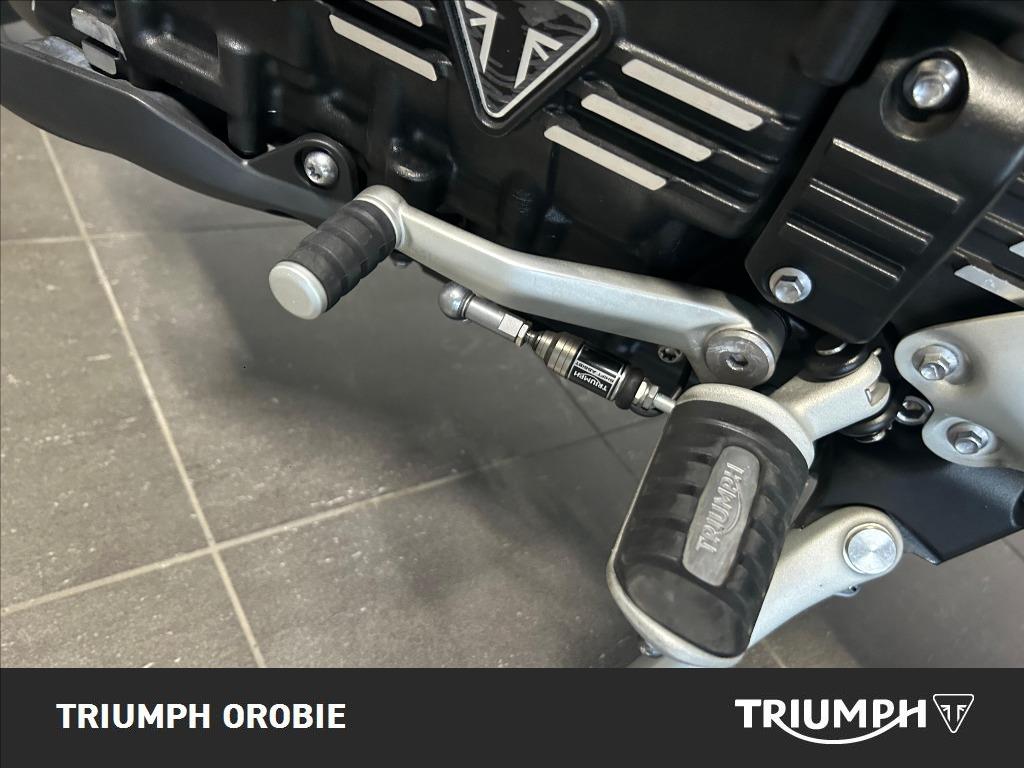 TRIUMPH Rocket III 2500 R
