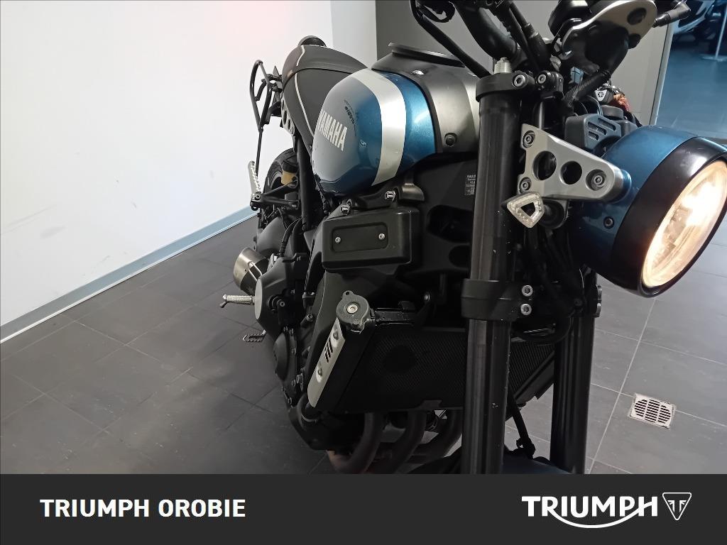 YAMAHA XSR 900 Abs