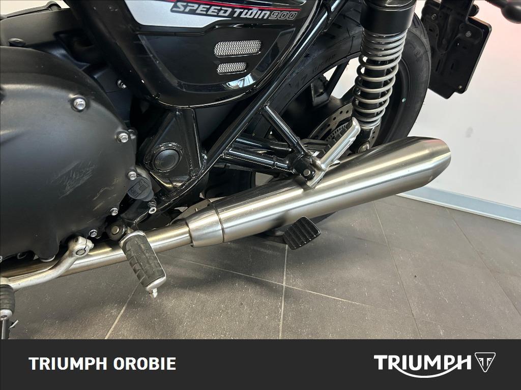 TRIUMPH Speed Twin 900 Chrome Edition Abs