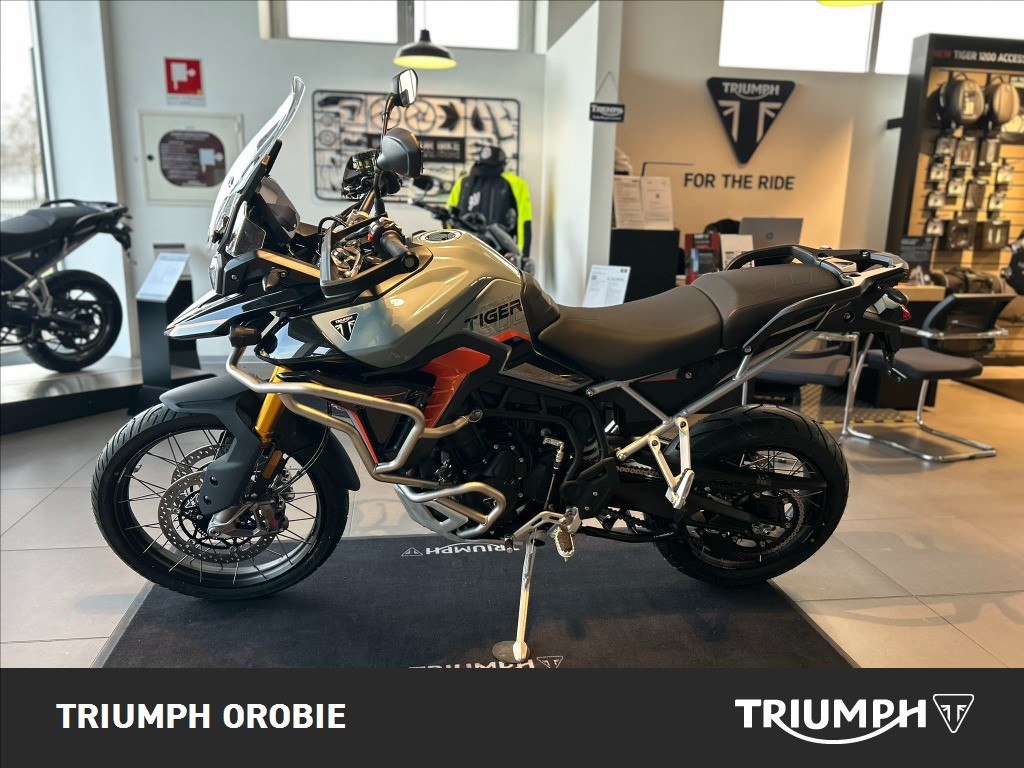 TRIUMPH Tiger 900 Desert Edition