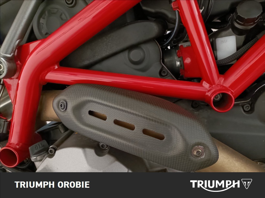 DUCATI Hypermotard 950 Red