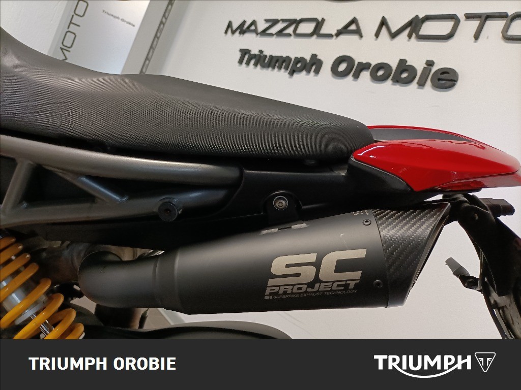 DUCATI Hypermotard 950 Red