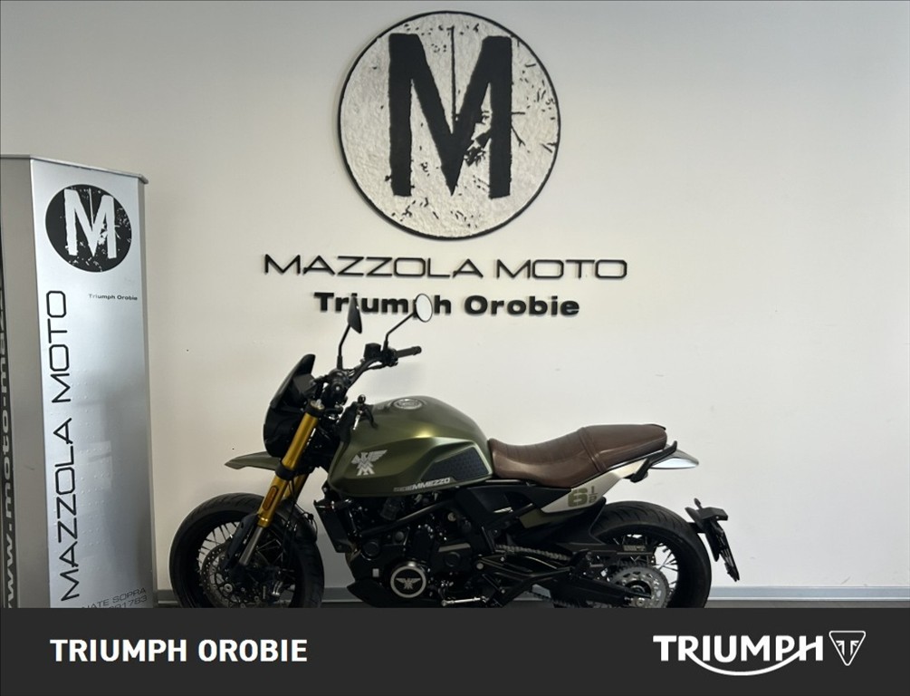 MOTO MORINI Seiemmezzo SCR 650 Abs