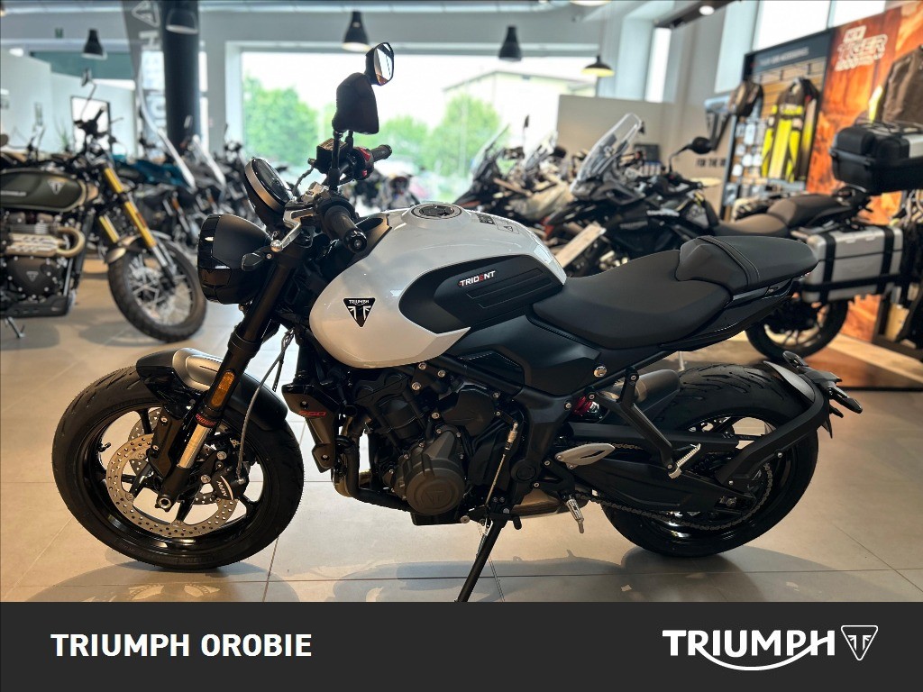 TRIUMPH Trident 660 Jet Black Abs