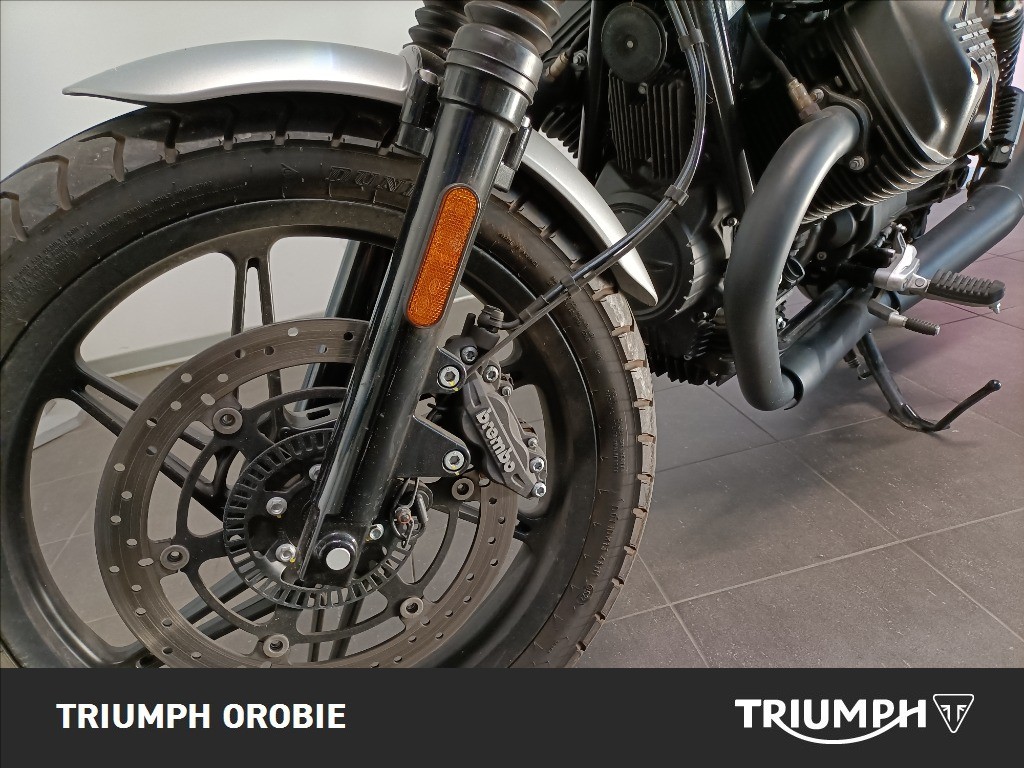 MOTO GUZZI V7 850 Stone Abs