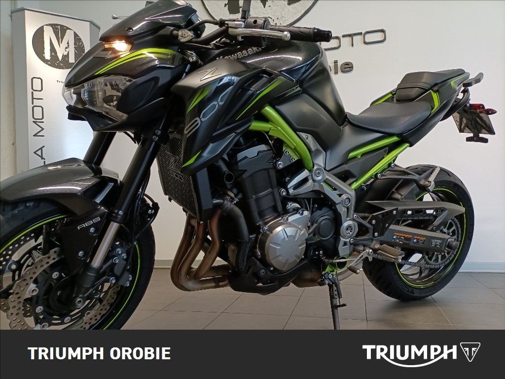 KAWASAKI Z 900 