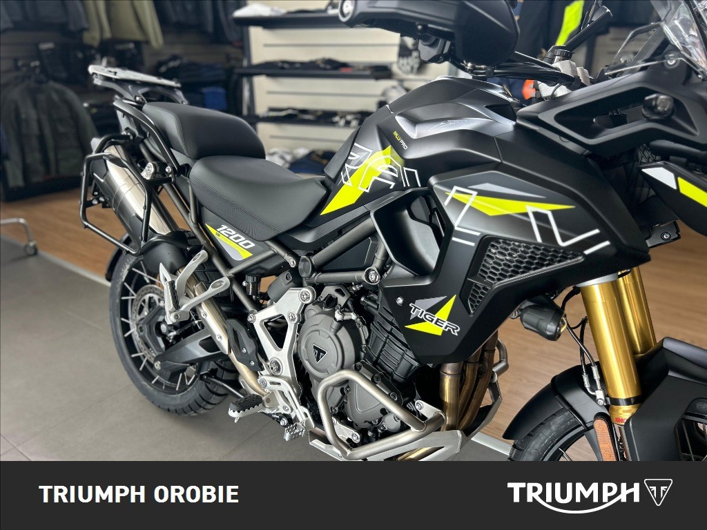 TRIUMPH Tiger 1200 Desert Edition