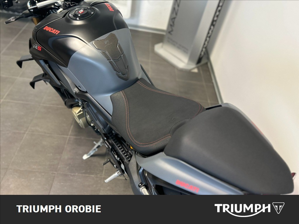 DUCATI Streetfighter V4 1100 S grey nero