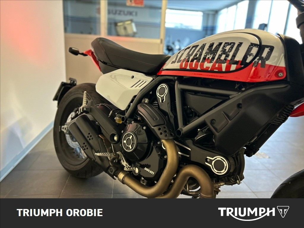 DUCATI Scrambler 800 Urban Motard
