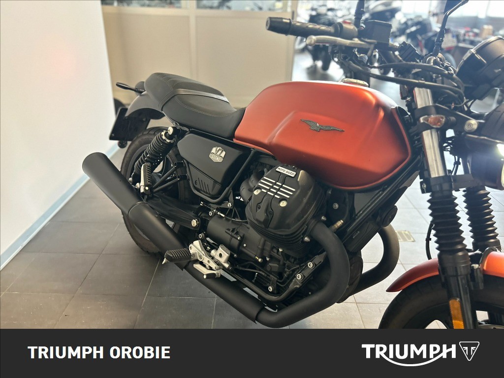 MOTO GUZZI V7 850 Stone Abs