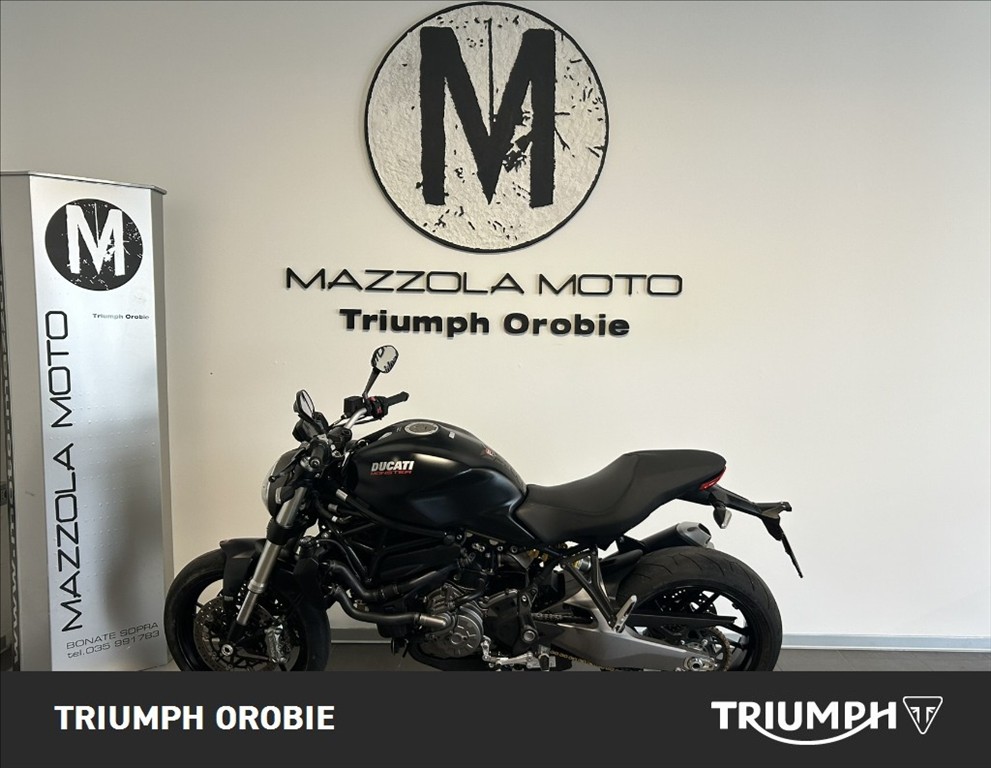 DUCATI Monster 821 Dark