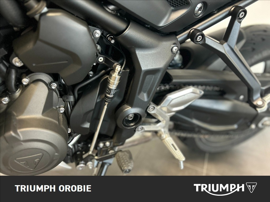 TRIUMPH Trident 660 Triple Tribute Abs