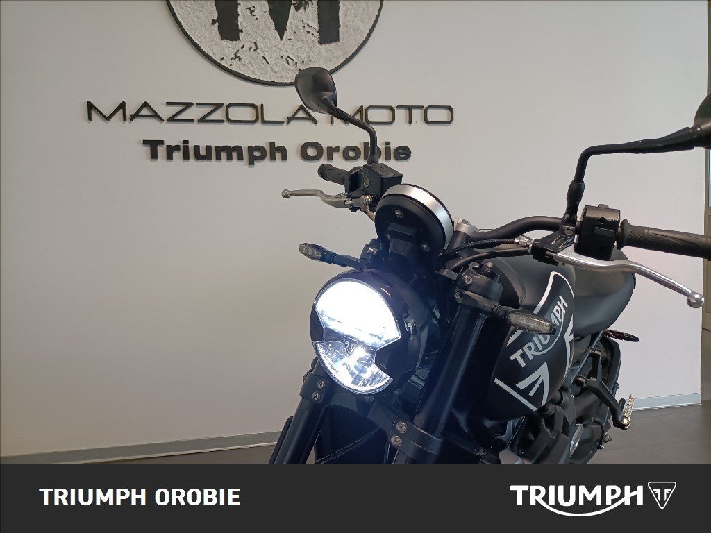 TRIUMPH Trident 660 Jet Black Abs