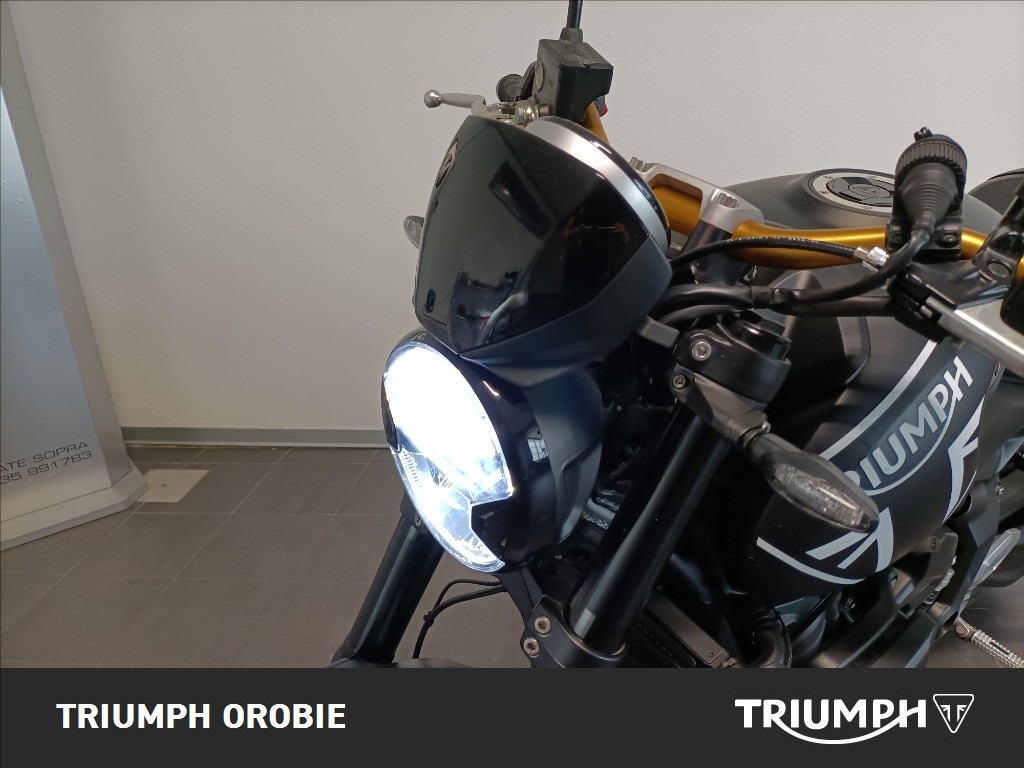 TRIUMPH Trident 660 Jet Black Abs