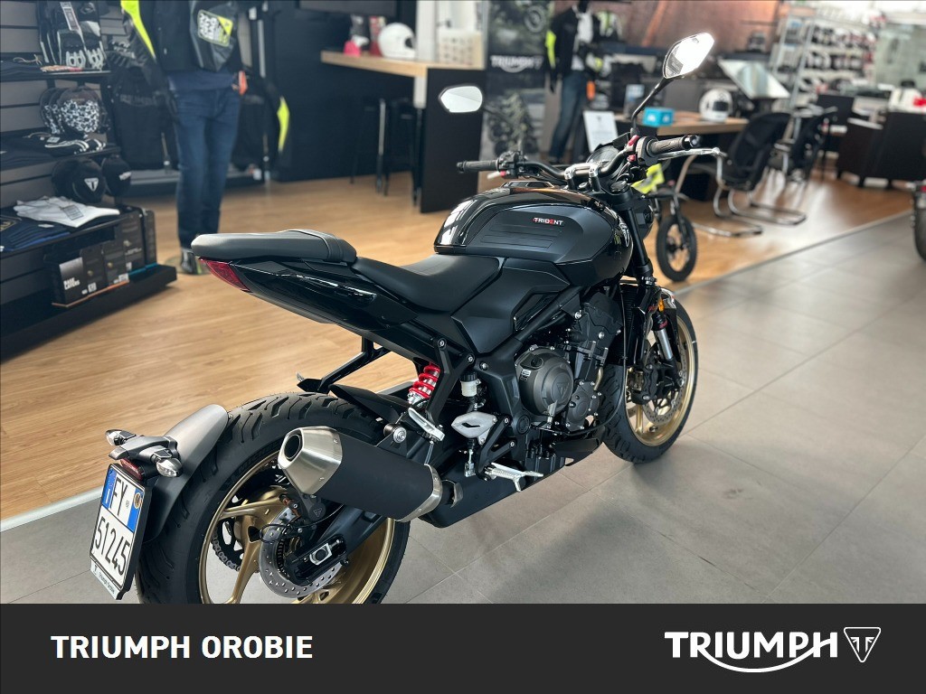 TRIUMPH Trident 800 Jet Black Abs
