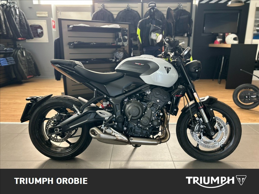 TRIUMPH Trident 660 Snowdonia White Abs