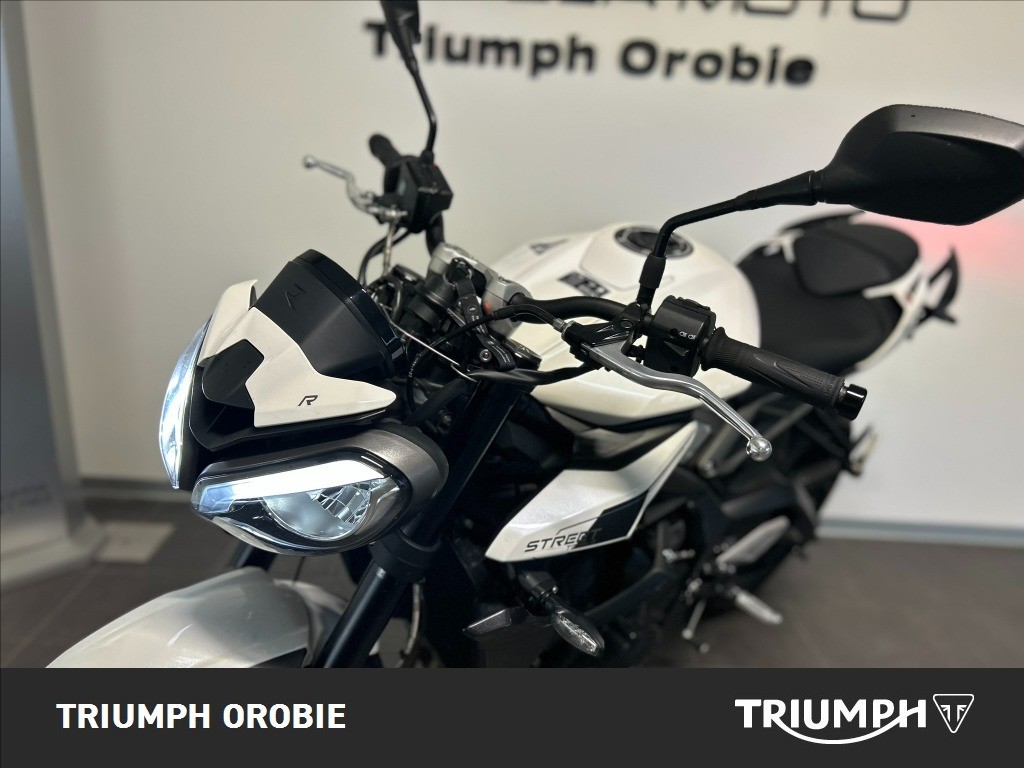 TRIUMPH Street Triple 765 R