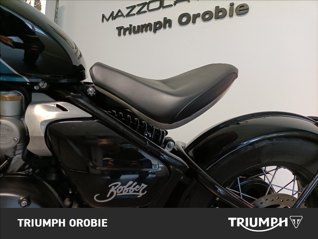 TRIUMPH Bonneville 1200 Bobber 